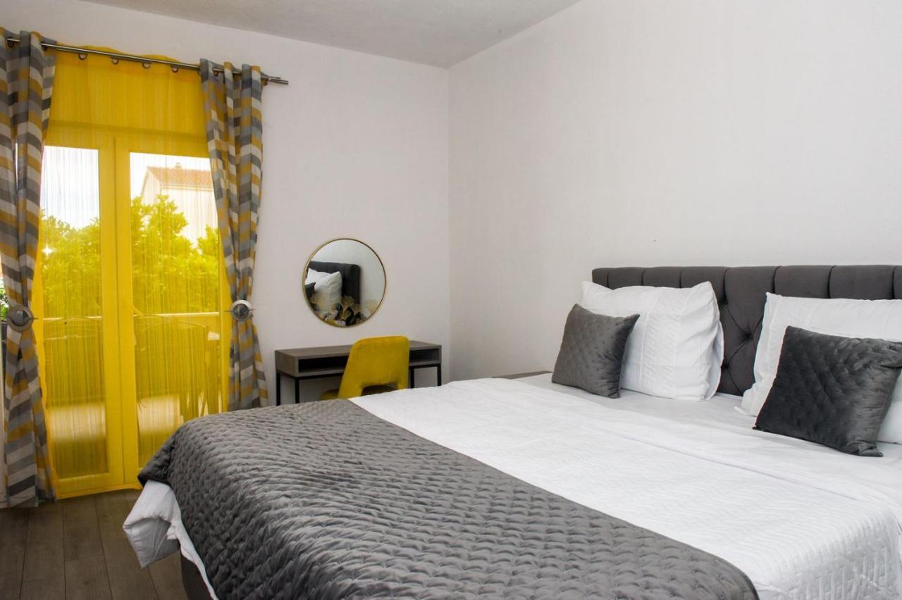 Kaštela Apartment Lux Elba מראה חיצוני תמונה